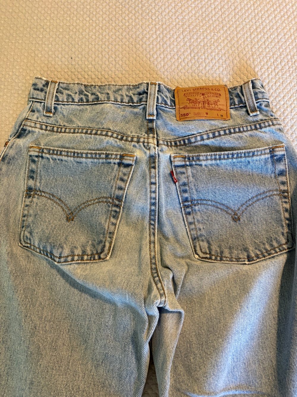 Levi's Light Blue 550 Relaxed Fit Jeans - Classic Denim
